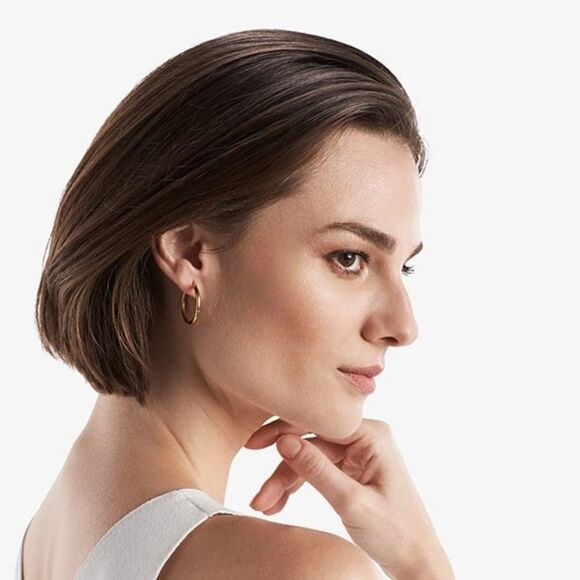 MM Lafleur Small Claressa Gold Earrings - Picture 2 of 8